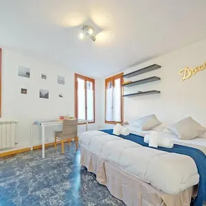 410 San Polo Roky Wifi Center Apartament Wenecja