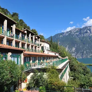 Centro Vacanze La Limonaia 3* Limone sul Garda